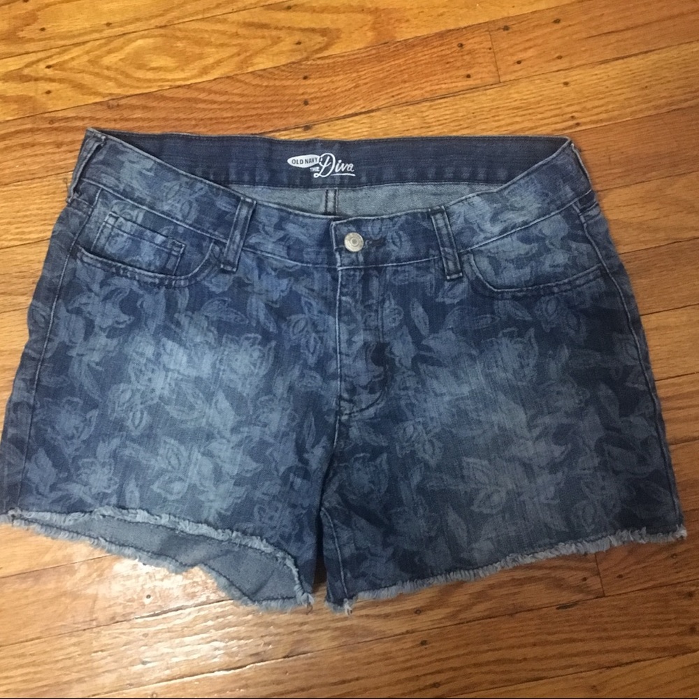 Denim distressed bottom floral shorts